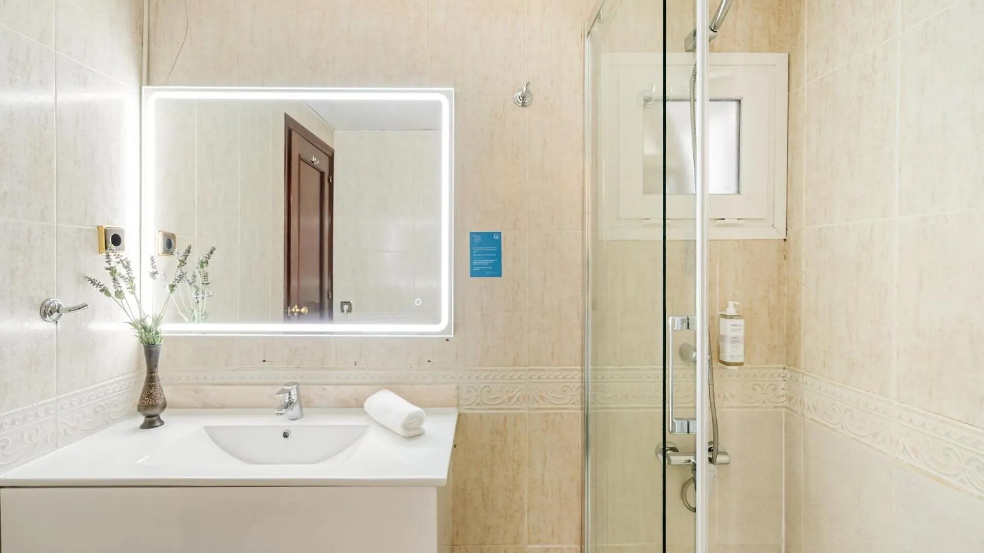 Ab Paralel Blai Apartment 바르셀로나