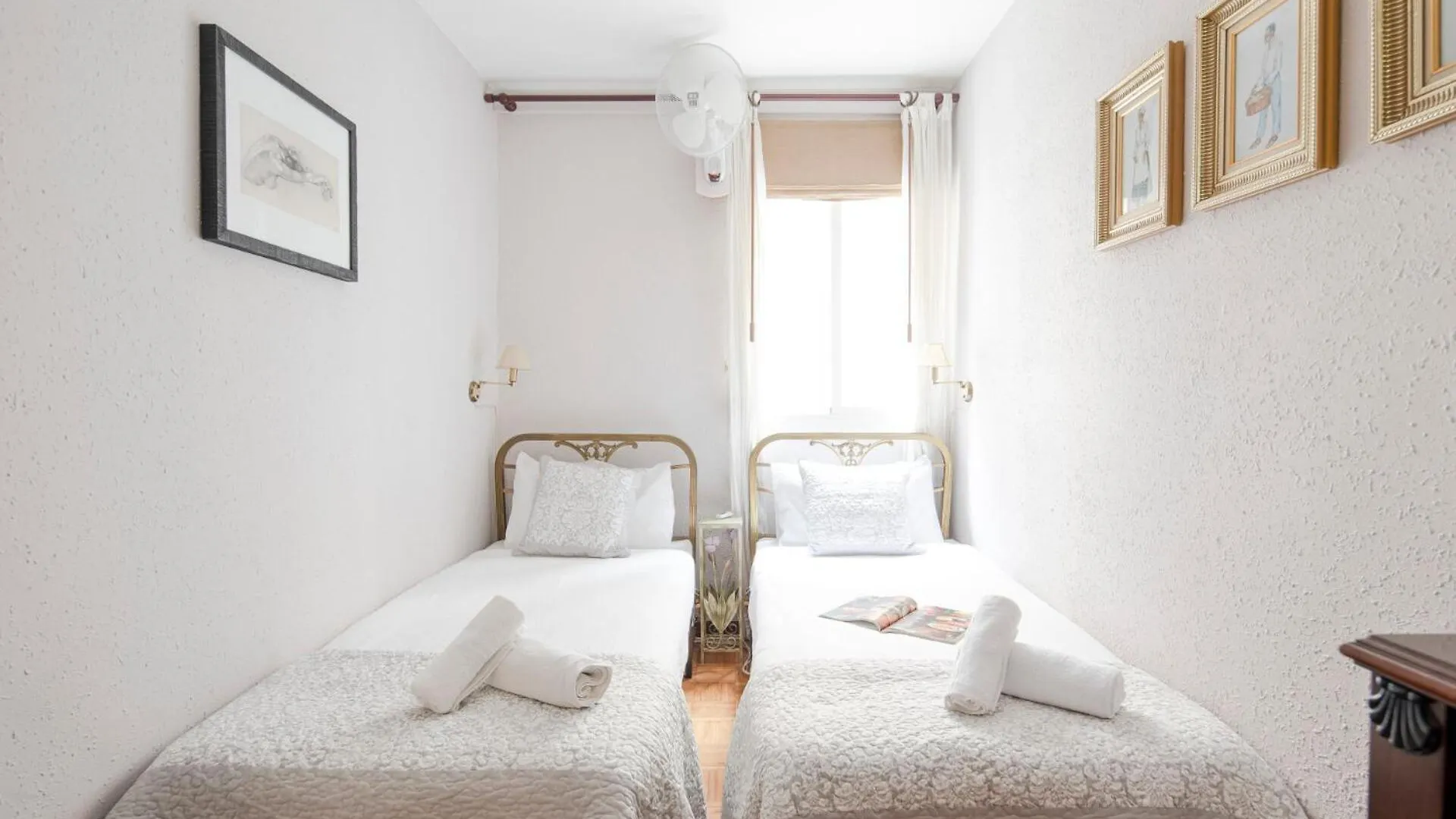 Ab Paralel Blai Apartment 바르셀로나